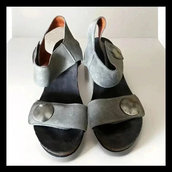 Taos Carousel 3209 Gray Leather Wedge Slingback Sandals Womens EU 38 Size 7-7.5 - Picture 1 of 7